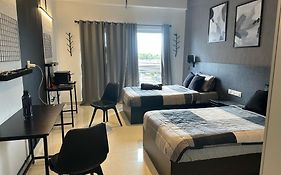 Collection O Local Square | Whitefield